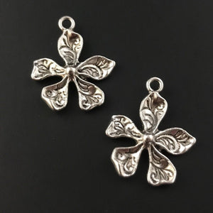 10 Flower Charms - Antique Silver - Swirl Pattern on each Petal