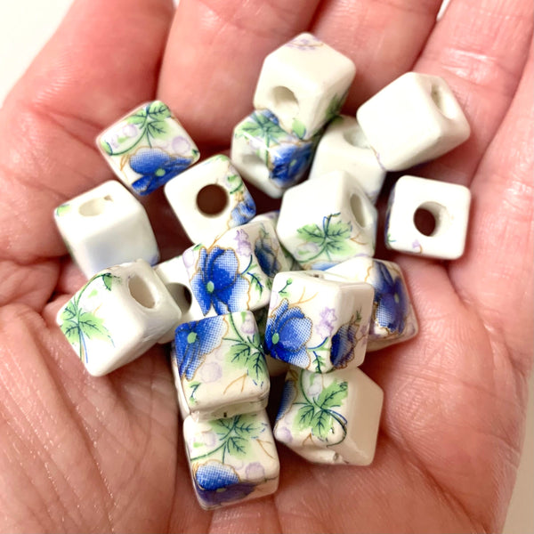 5 Ceramic Square Beads - 9/10mm - Blue Floral Ceramic Beads