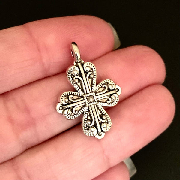 5pcs -3D Cross Charms - Double Sided - Antique Silver Tone